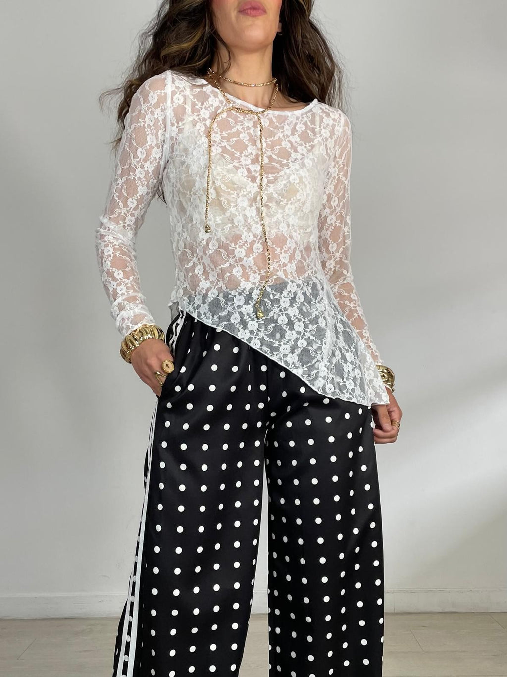 PANTALÓN ANCHO LUNARES + RAYA LATERAL