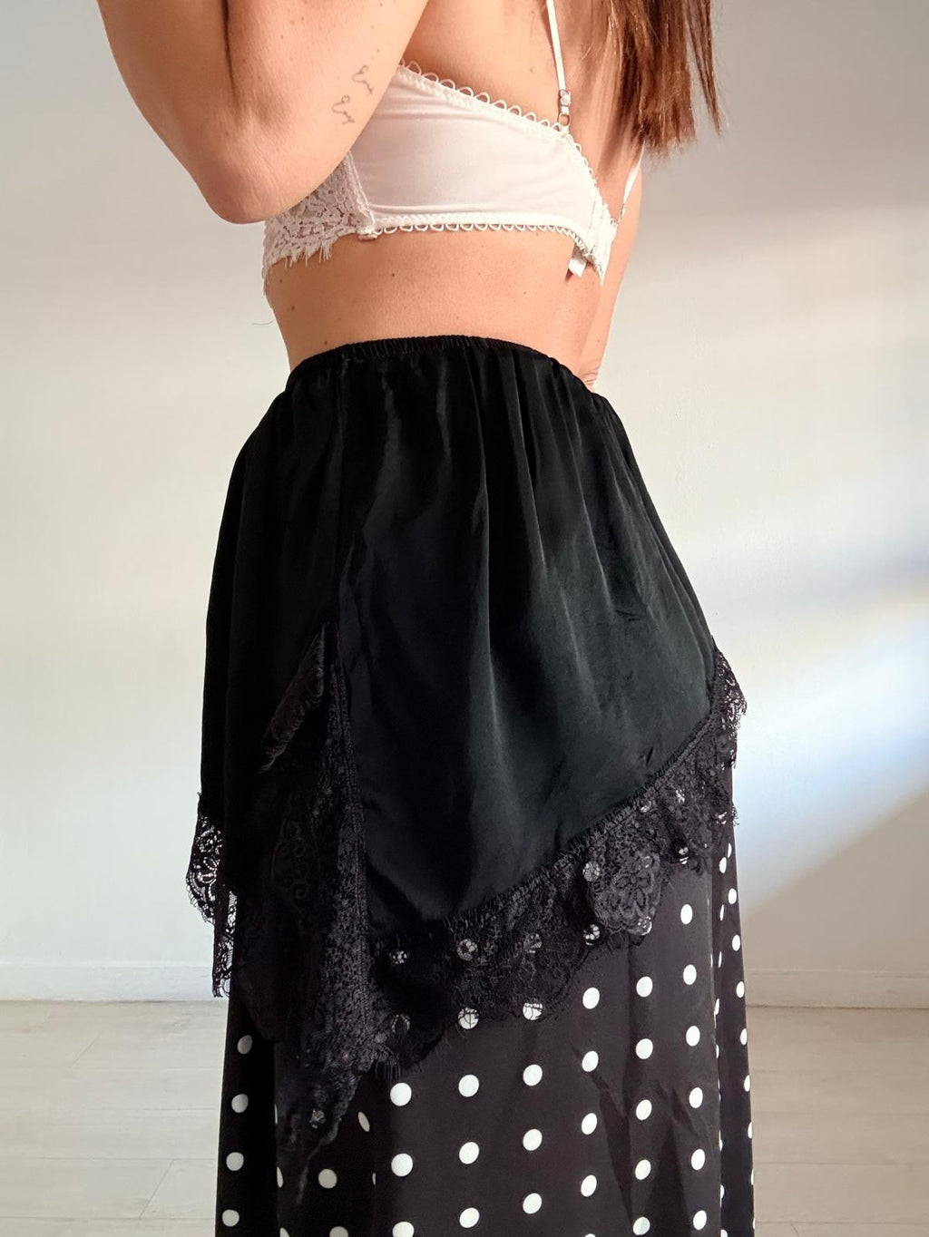 BAJO CAMISA SATINADO
