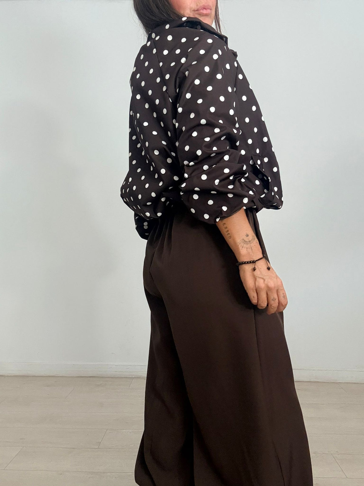 CHAQUETA CORTA LUNARES