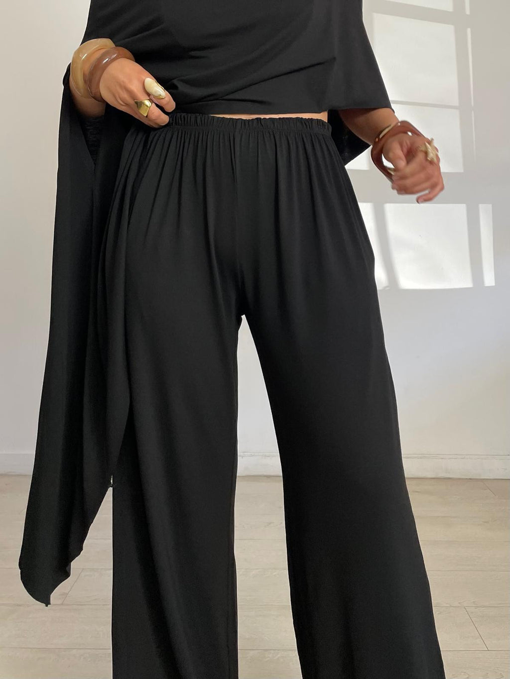 PANTALÓN LARGO BÁSICO