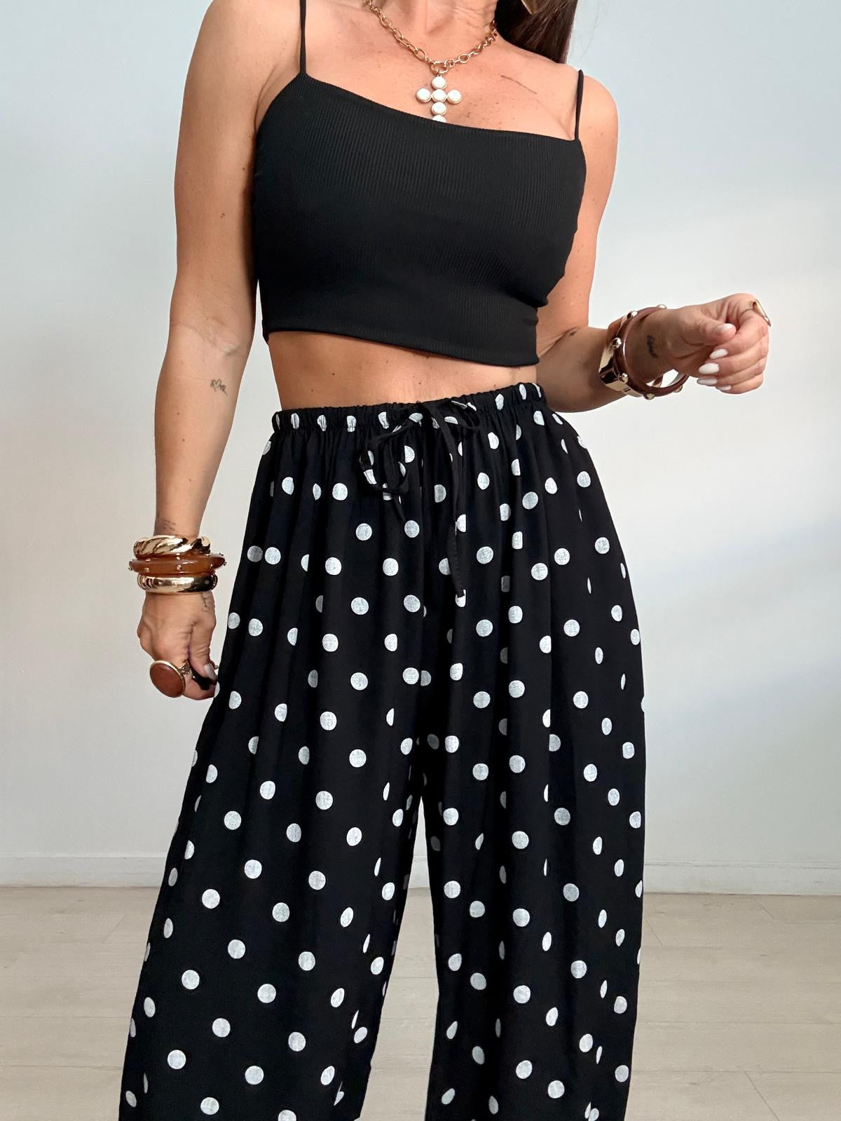 CAMISETA ENCAJE + TOP