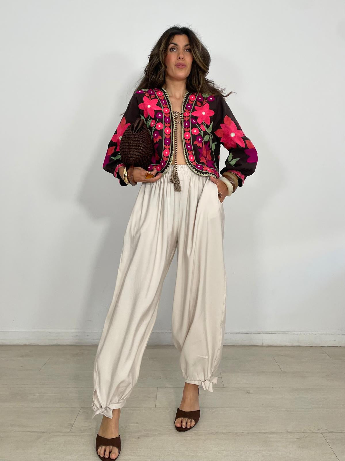 PANTALÓN BÁSICO + LAZADA TOBILLO
