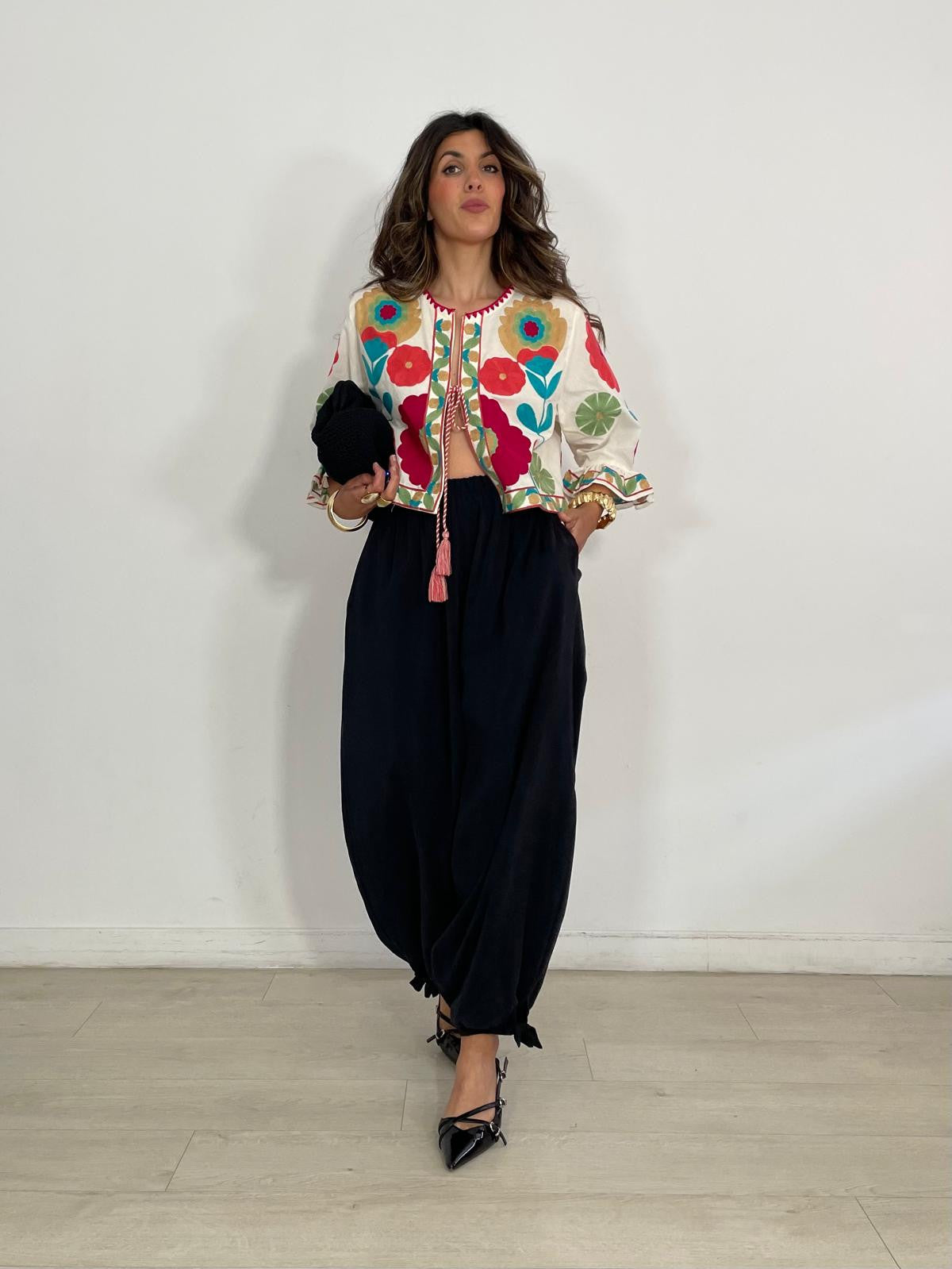 CHAQUETITA BORDADA BARBADOS