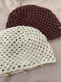 CASQUETE CROCHET CONCHITAS DORADAS