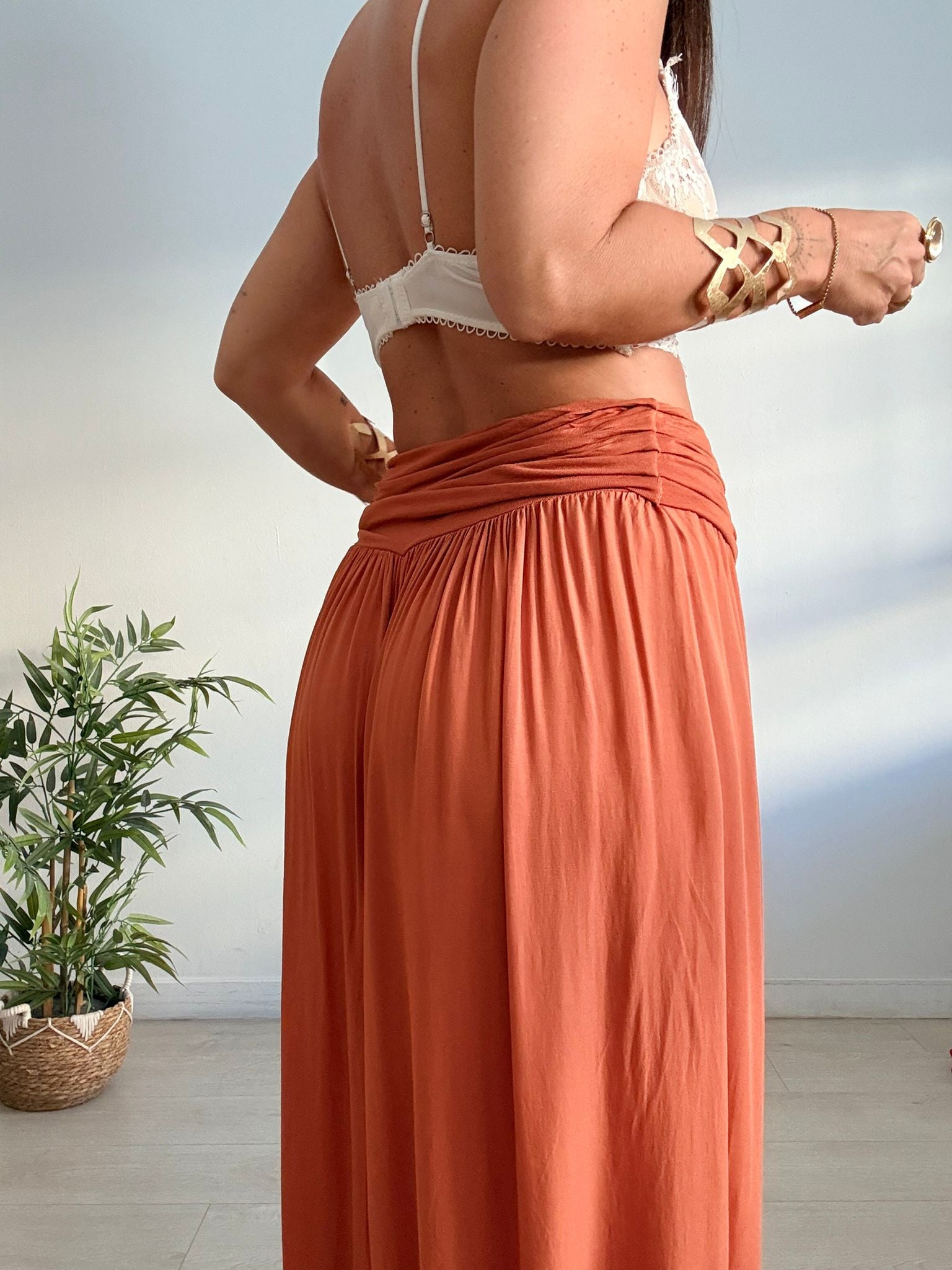 PANTALON BOMBACHO PATENTE