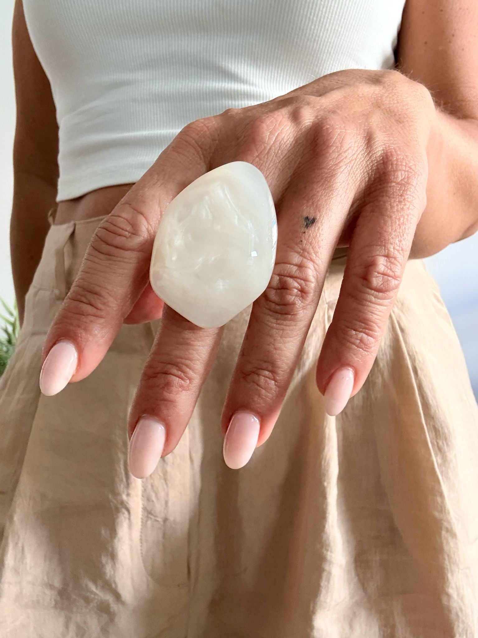 ANILLO PIEDRA GRANDE BLANCO