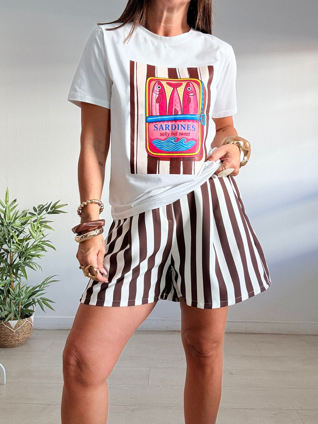 SHORT RAYAS