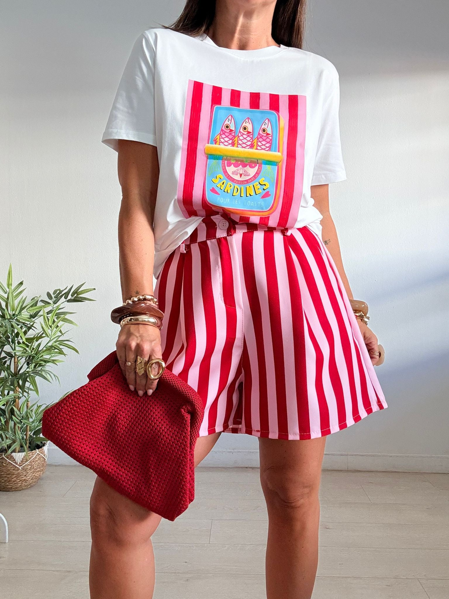 SHORT RAYAS