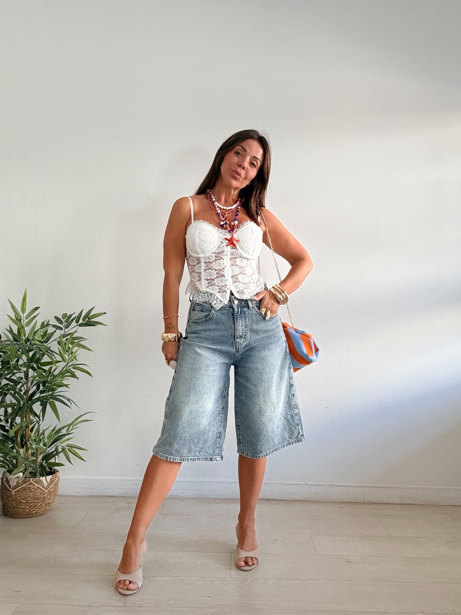 BERMUDAS VAQUERAS BOLSILLOS TRASEROS