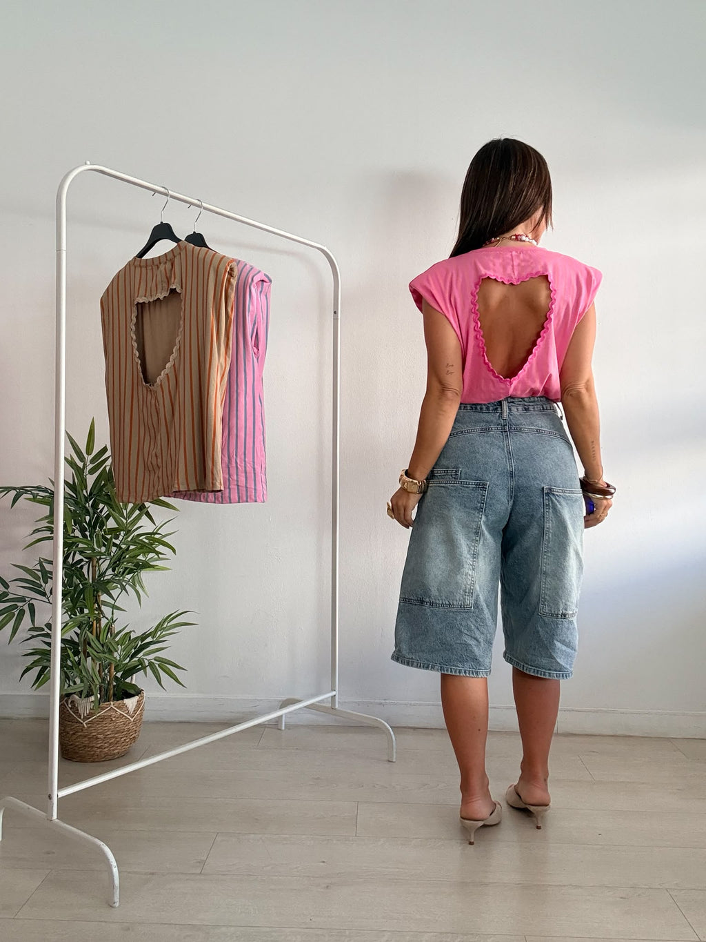 CAMISETA RAYAS CORAZÓN ESPALDA