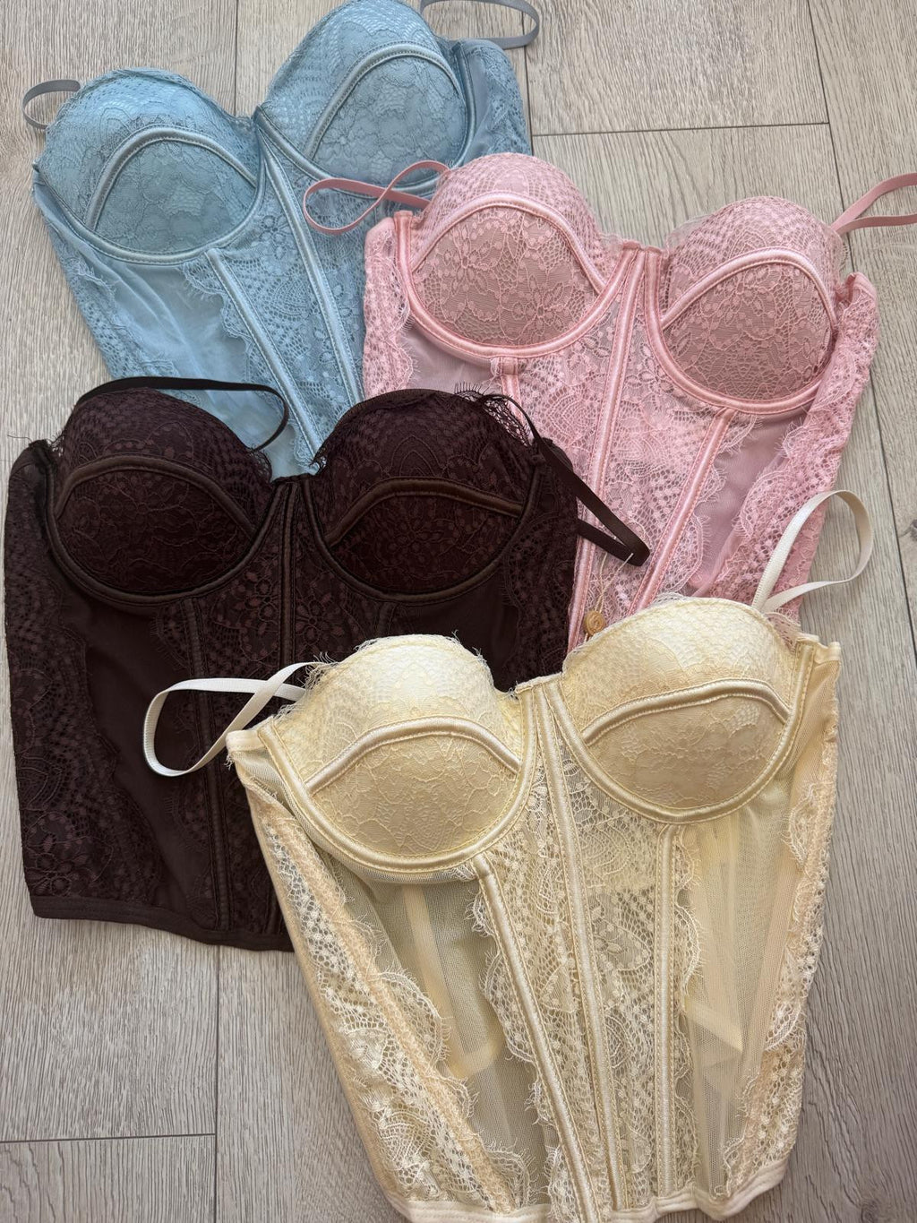 CORSET CREAM