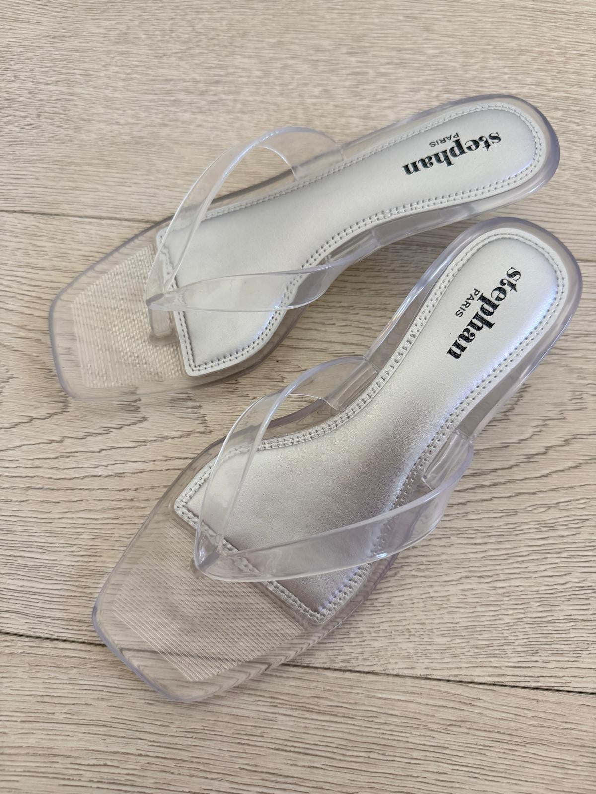 SANDALIA TACONCITO TRANSPARENTE