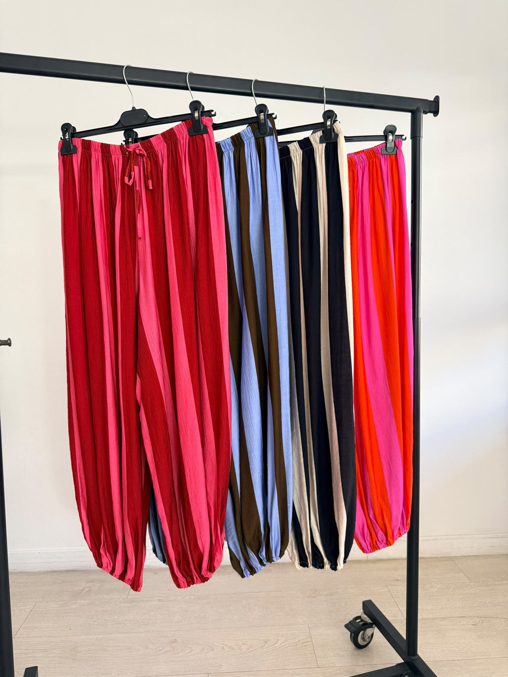 PANTALÓN BOMBACHO RAYAS
