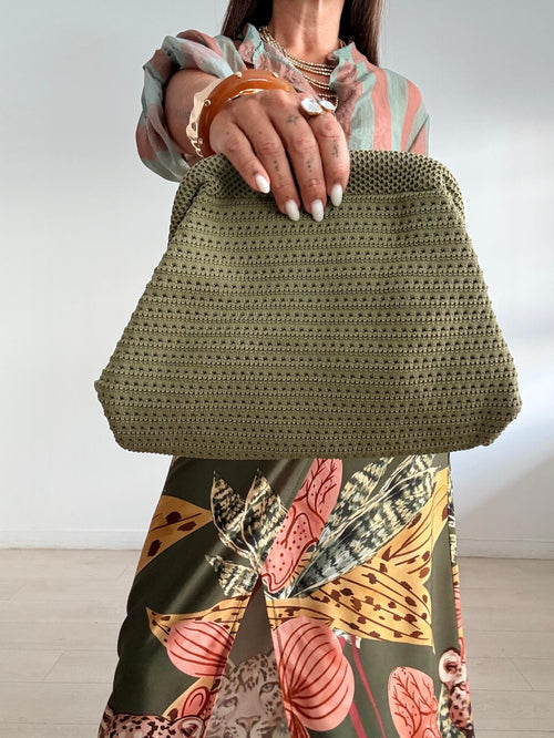 BOLSO CLUTCH PERFORADO COLORS