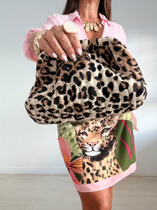 BOLSO CLUTCH LEOPARDO ACOLCHADO