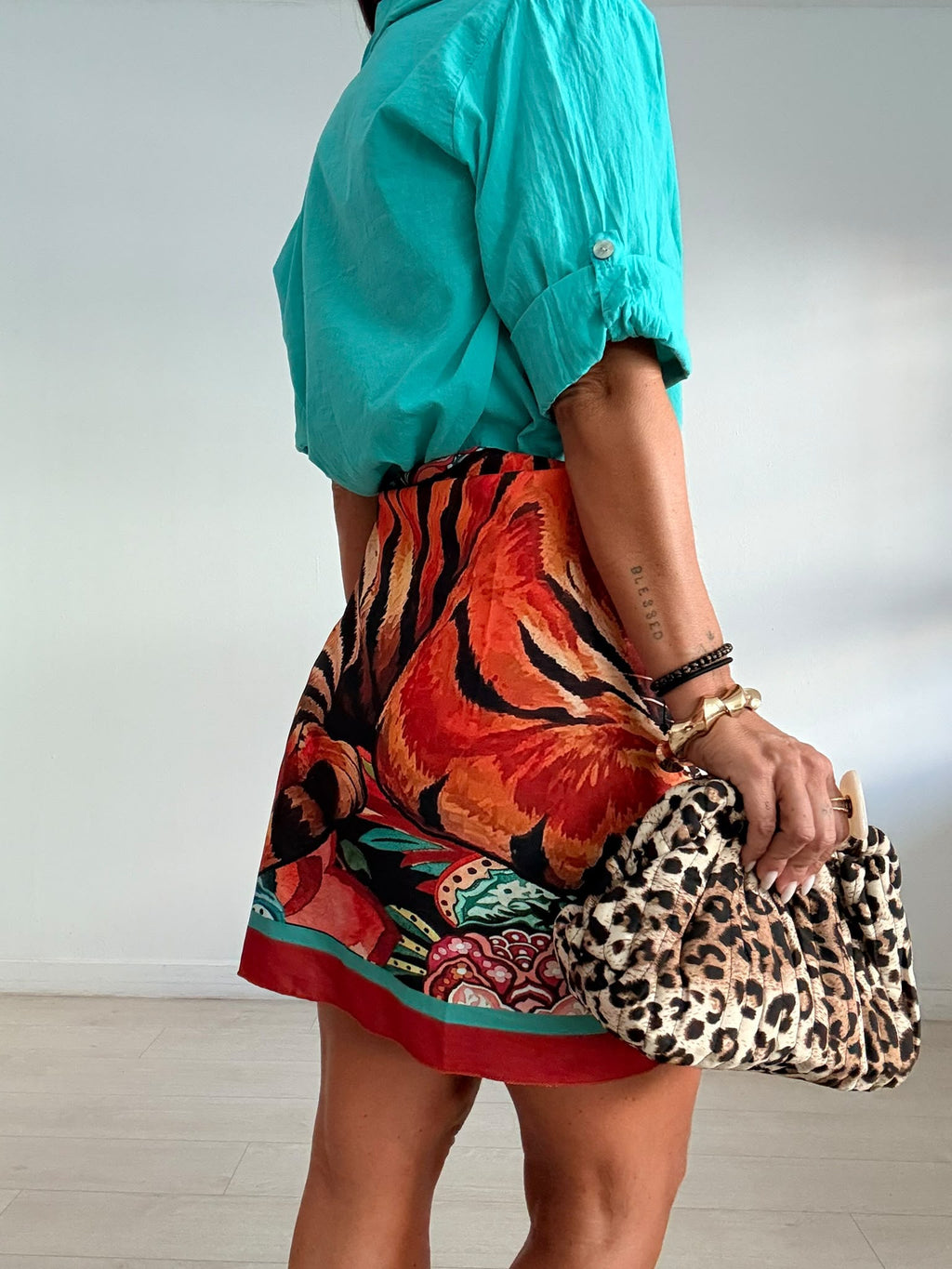 FALDA LAZADA TIGRE TEJA/TURQUESA