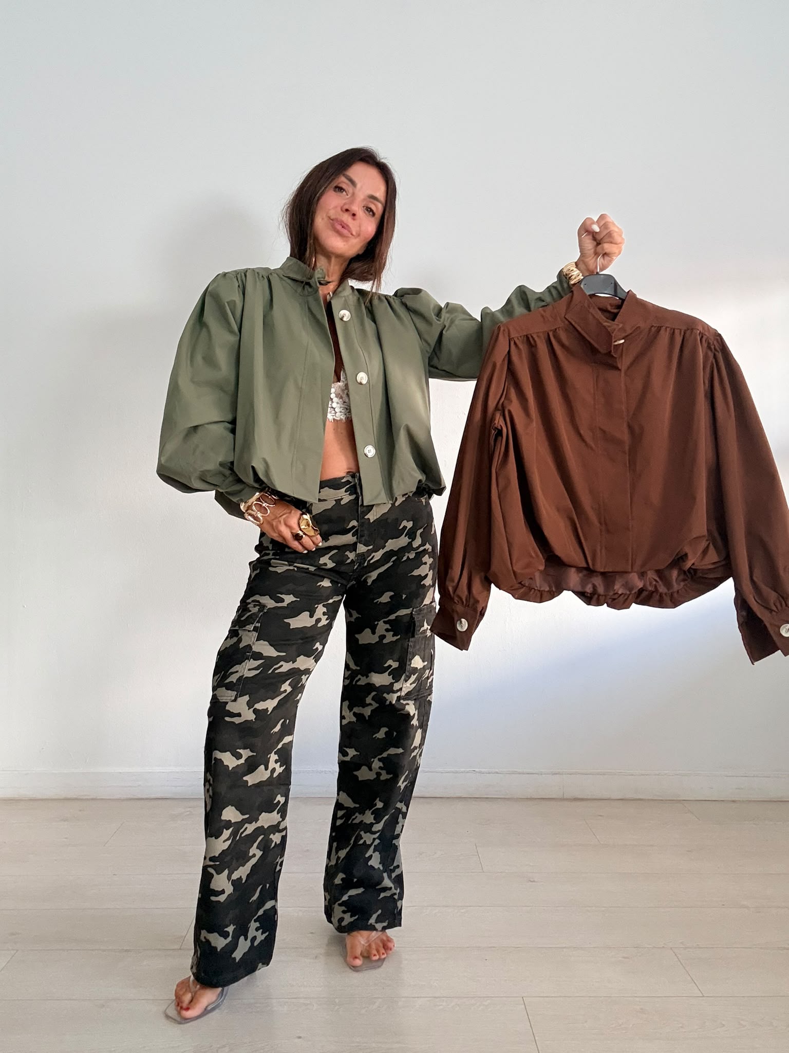 BOMBER ABOTONADA