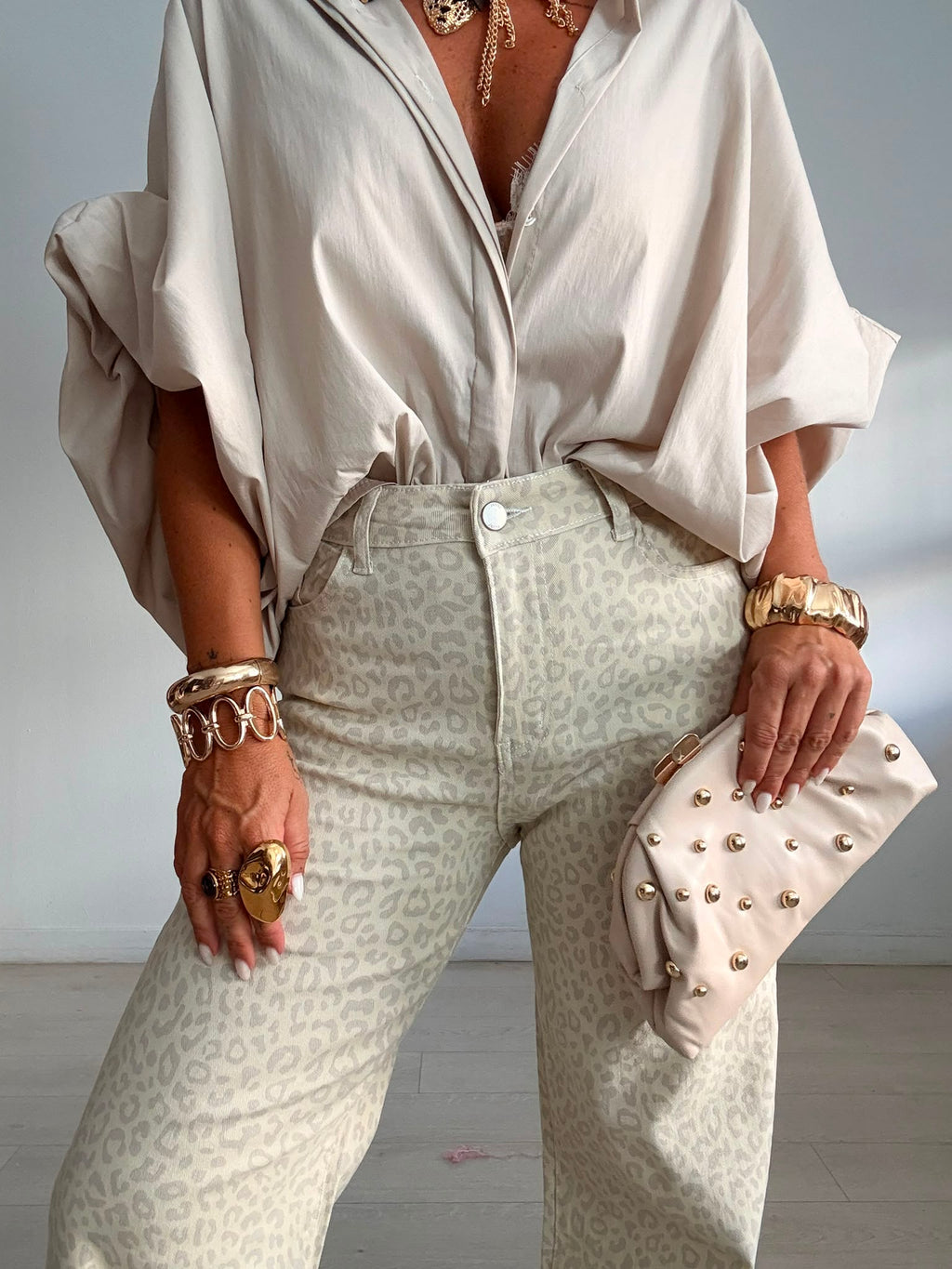 PANTALÓN VAQUERO LEOPARDO BEIGE