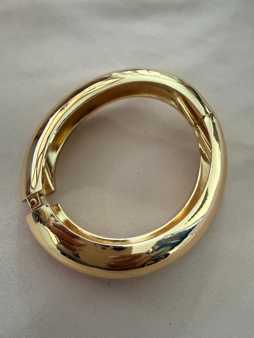 PULSERA RÍGIDA GOLDEN