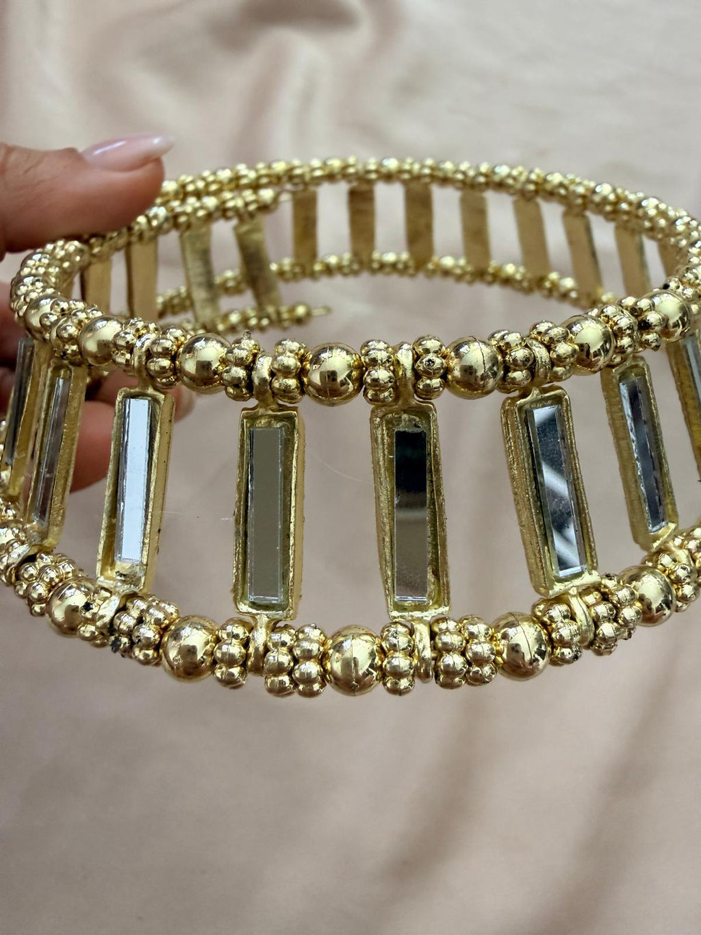 CHOKER PERLAS DORADAS & ESPEJITOS