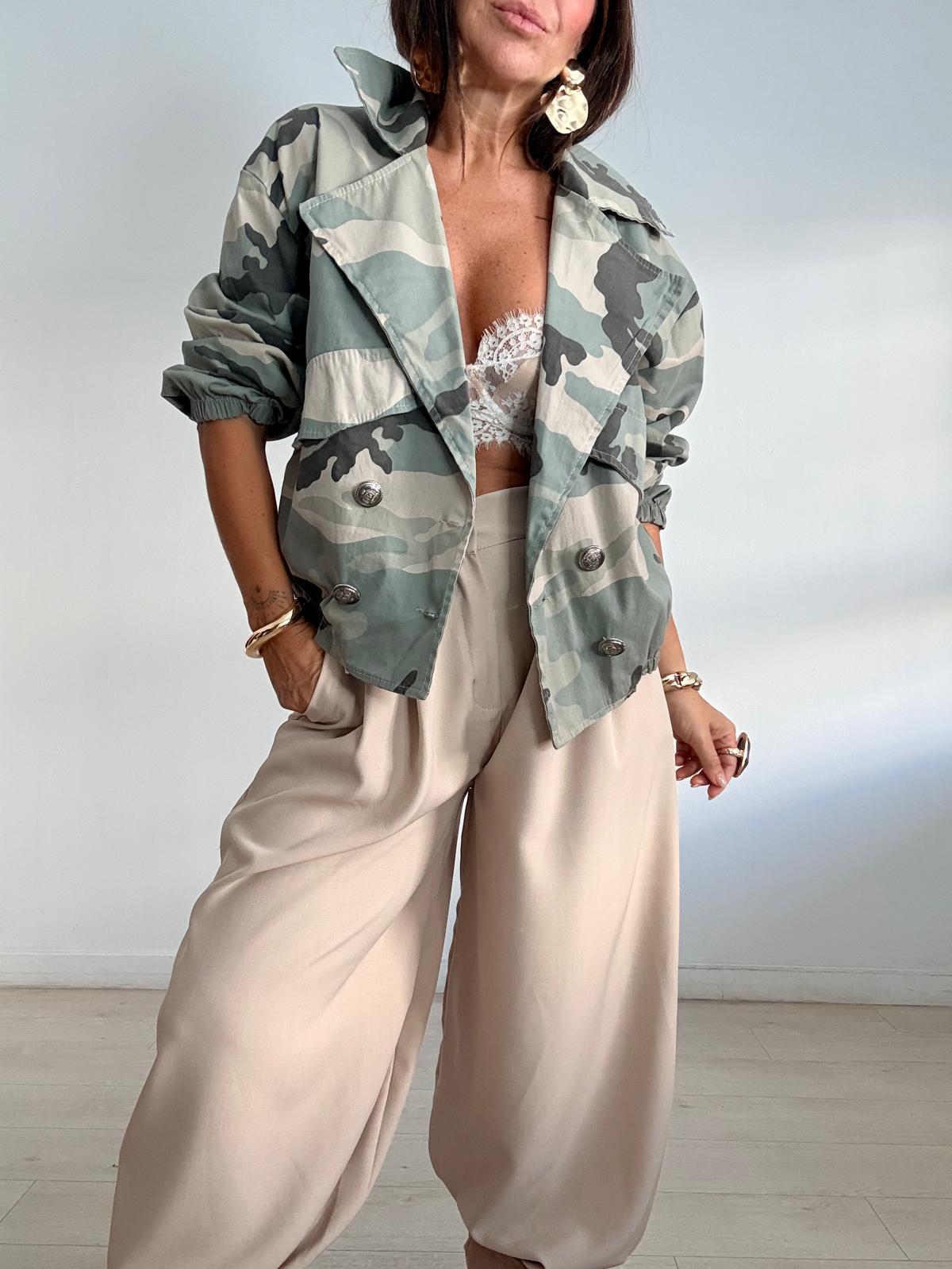 BOMBER BOTONES CAMUFLAJE