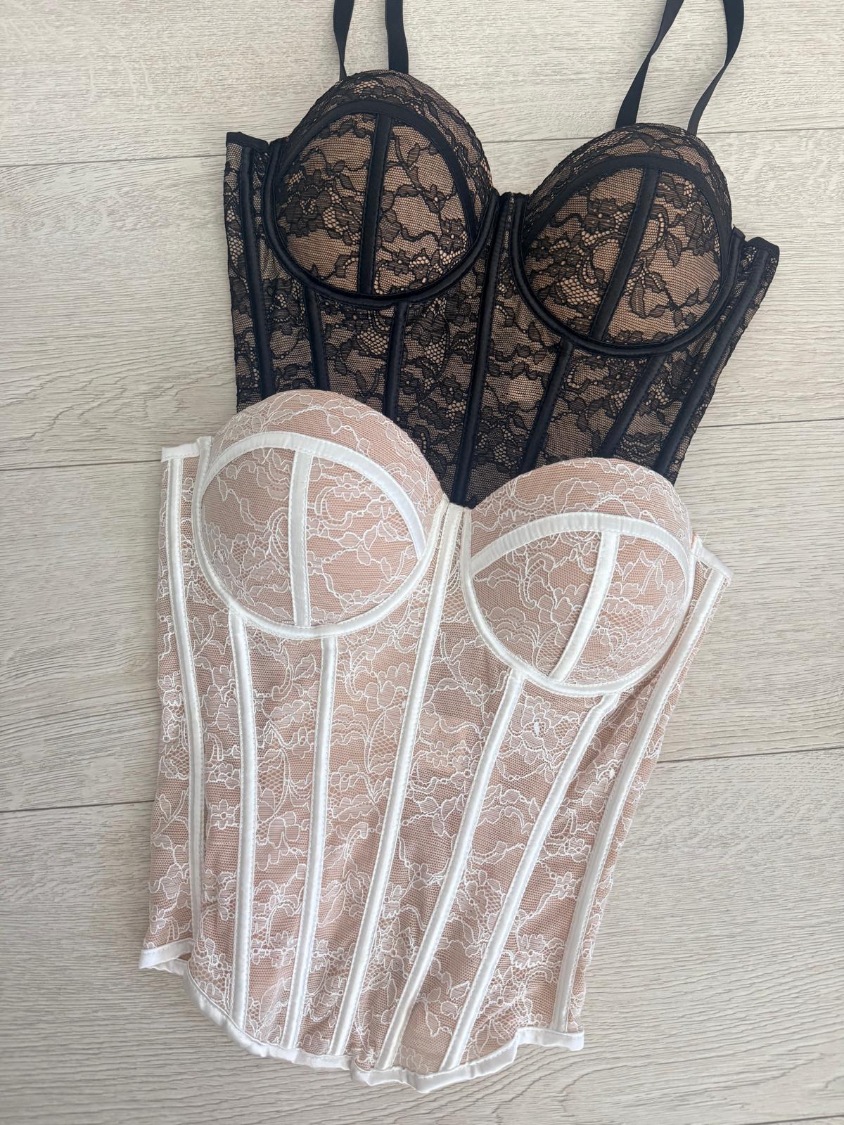 CORSET ENCAJE YARA