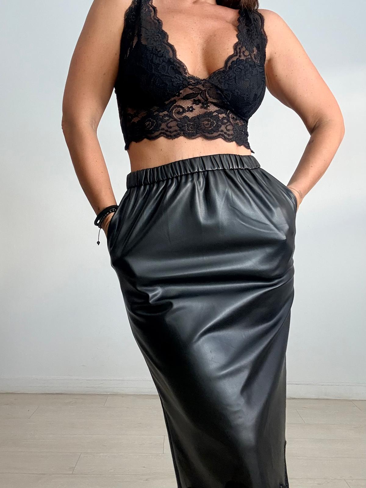FALDA POLIPIEL + BAJO ENCAJE  NEGRA