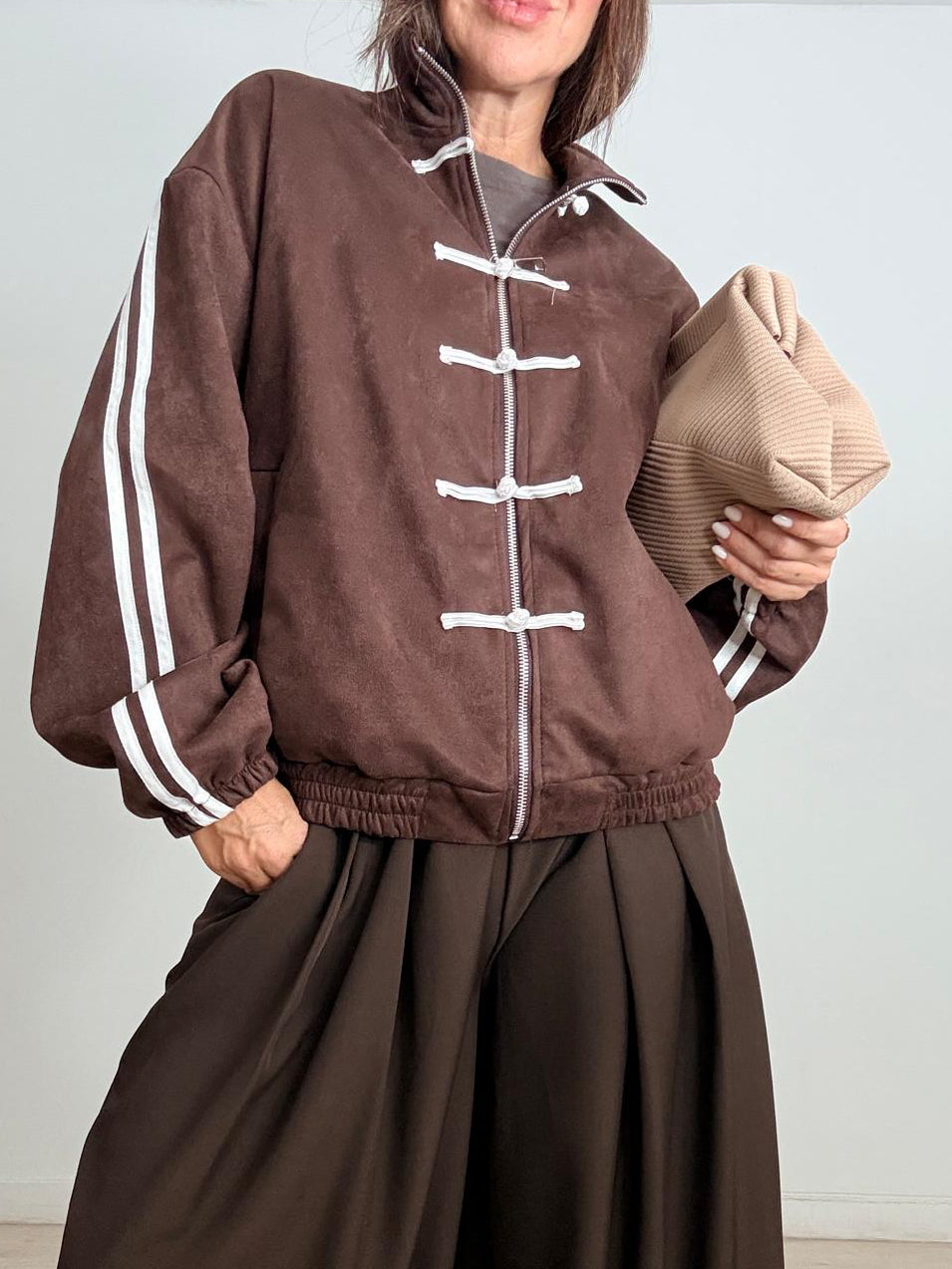 CHAQUETA ANTELINA RETRO ALAMARES