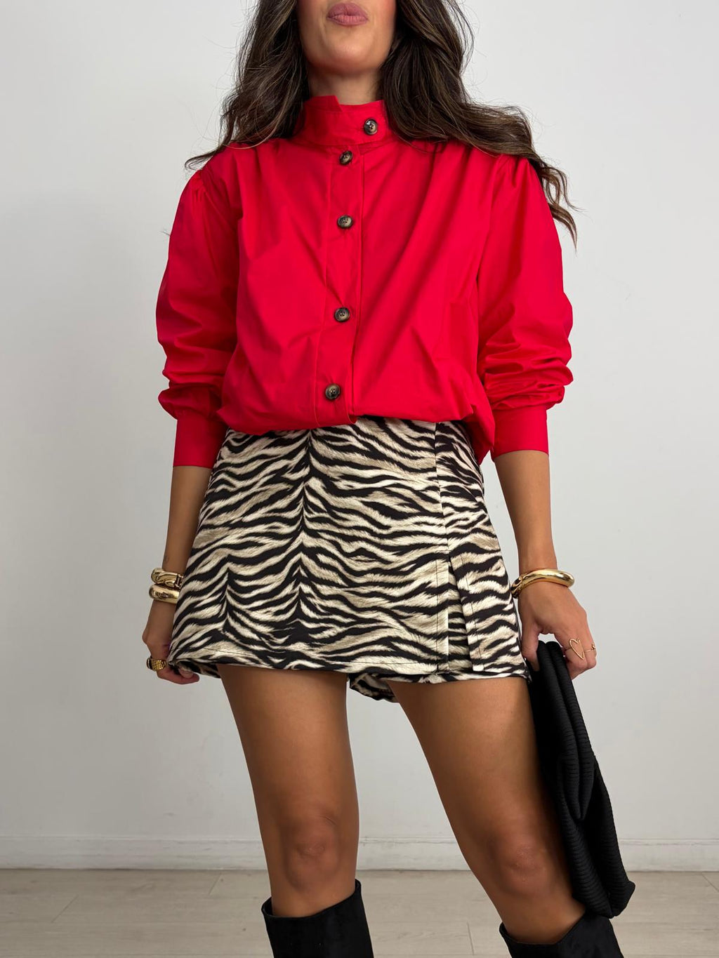 CAMISA CORTA ABOTONADA