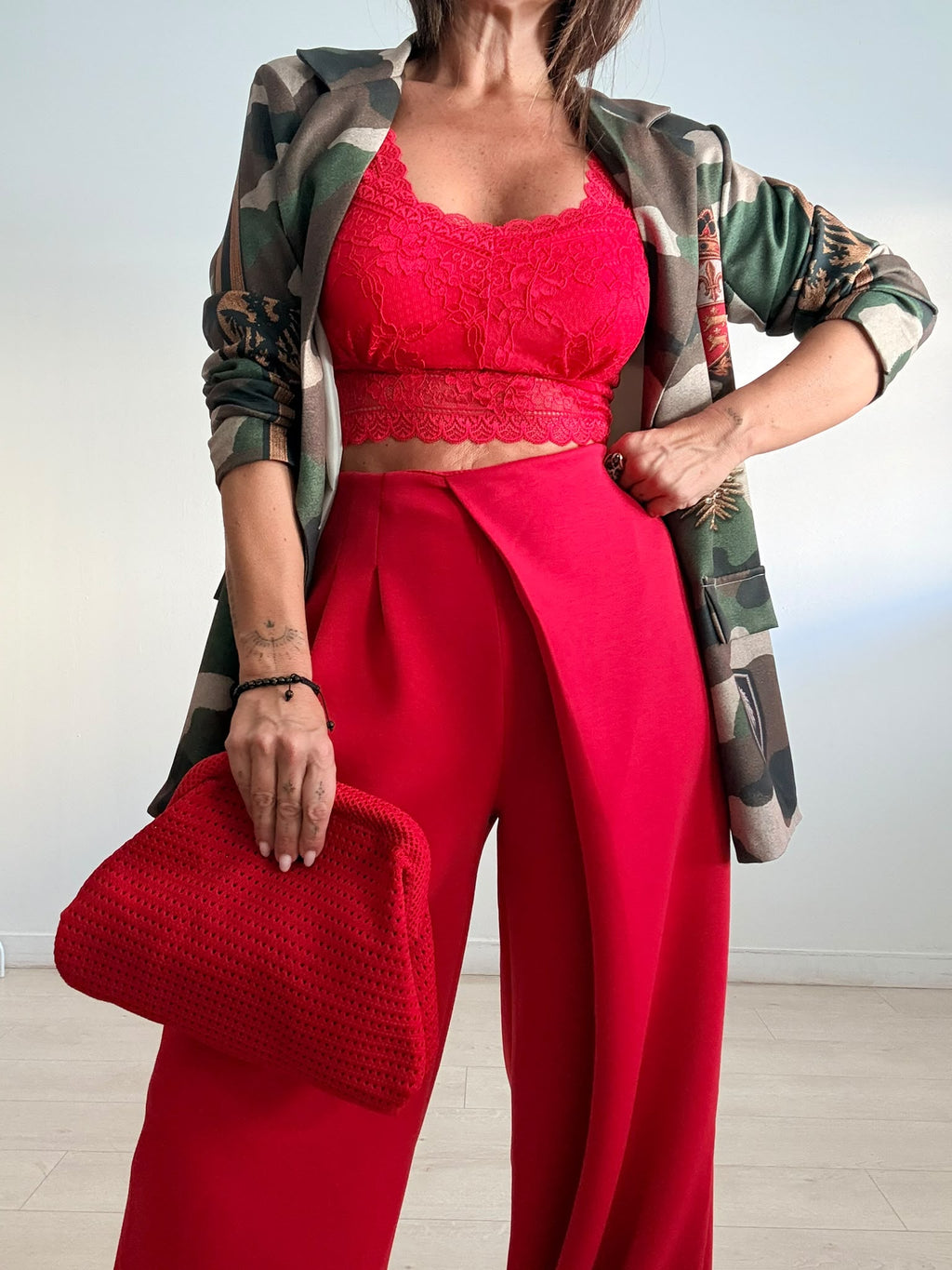 TOP ENCAJE FLORAL