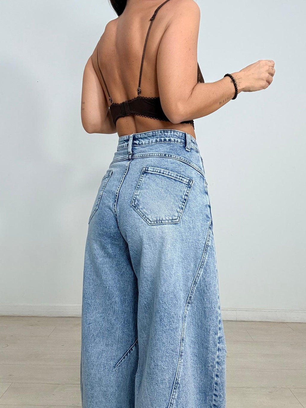 JEANS CLAROS BALLOON TIRO ALTO
