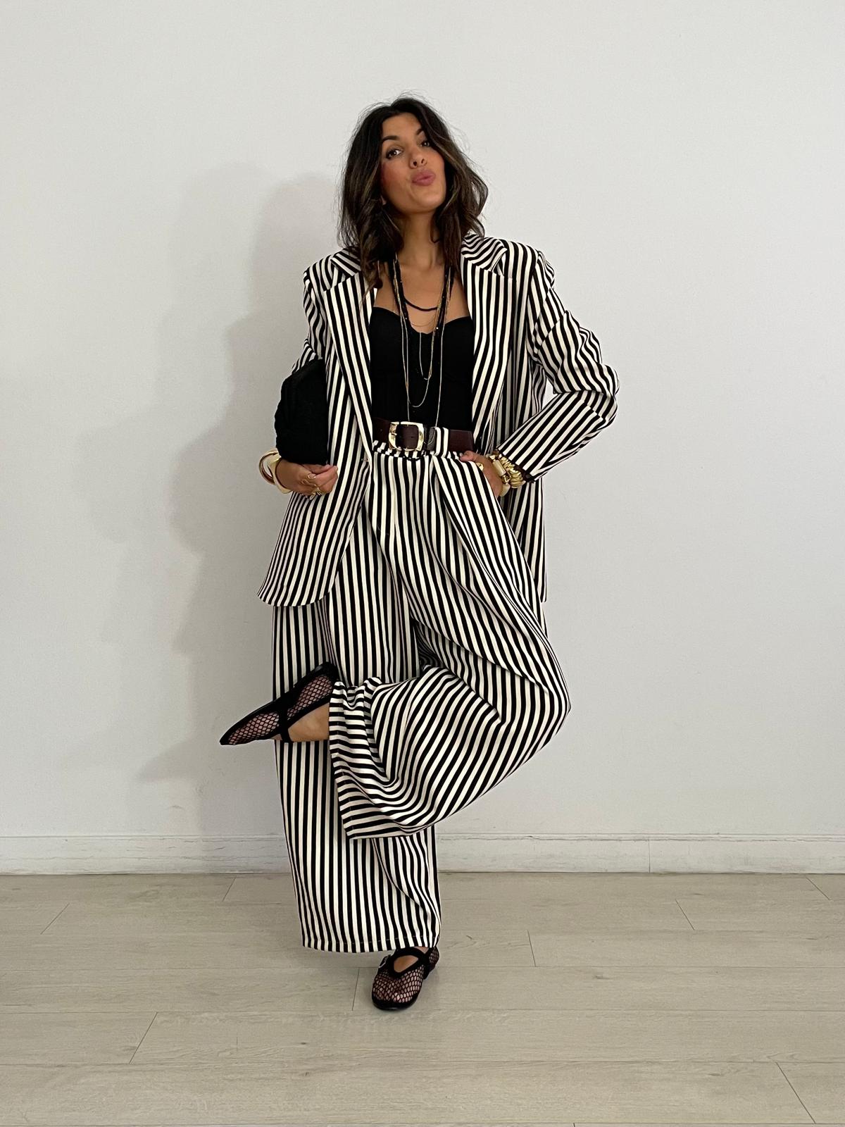PANTALÓN ANCHO RAYAS + CINTURÓN