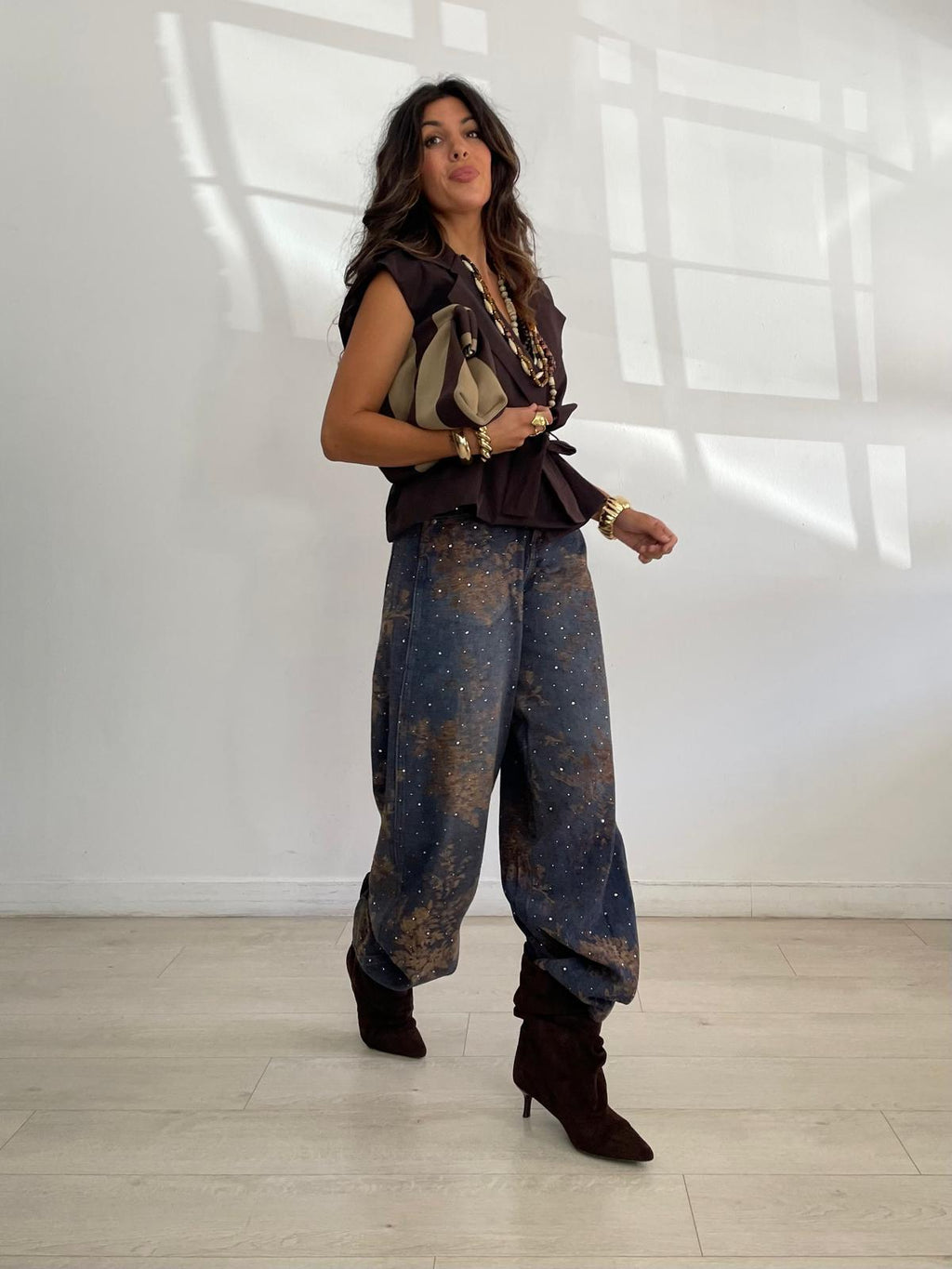 JEANS BALLOON FLORES + STRASS