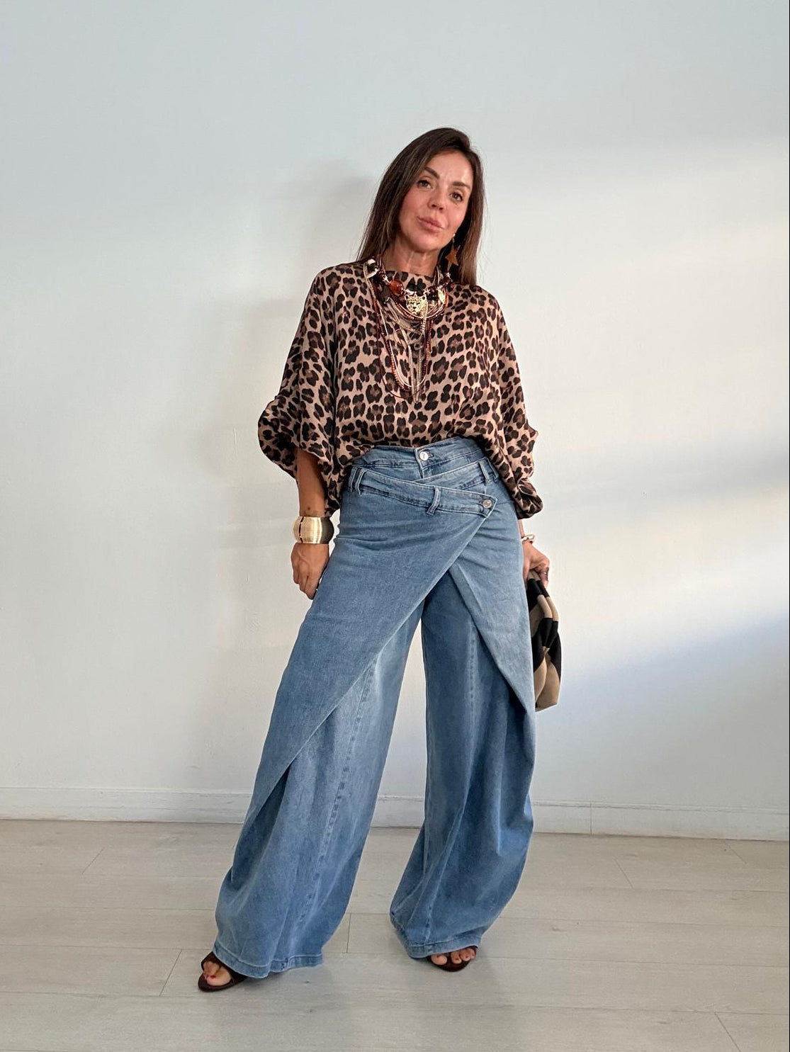 JEANS CRUZADOS VAQUERO CLARO