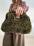 BOLSO MANO EFECTO TERCIOPELO