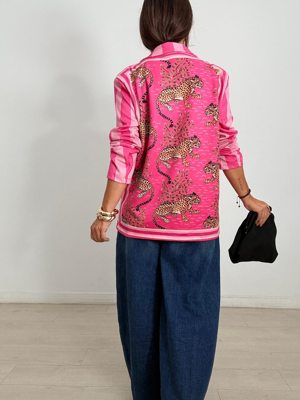 BLAZER ANTELINA TIGRES + RAYAS ROSA/FUCSIA