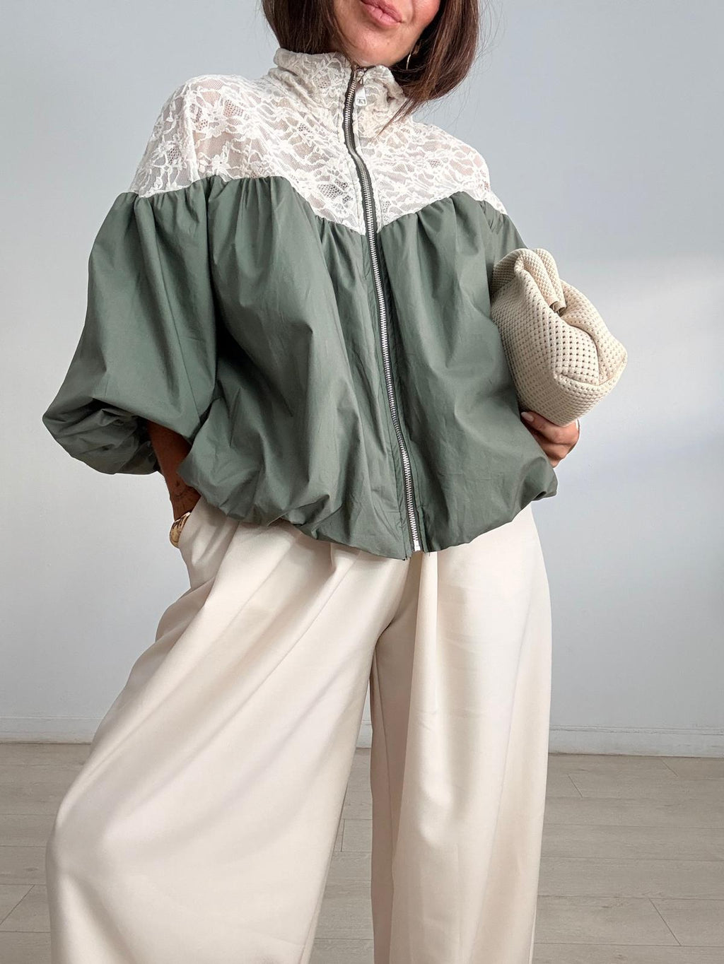 CHAQUETA GLOBO COMBINADA ENCAJE