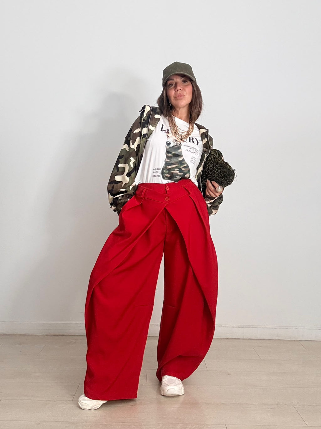 PANTALÓN PLIEGUES DOBLE BOTÓN