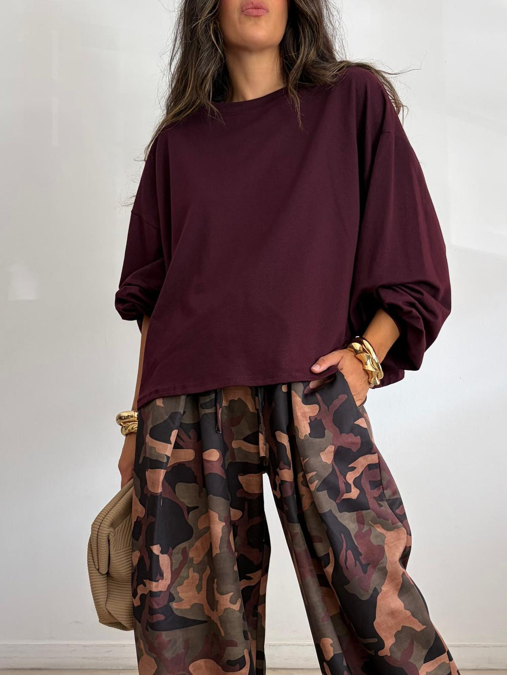 SUDADERA CRUZADA ESPALDA