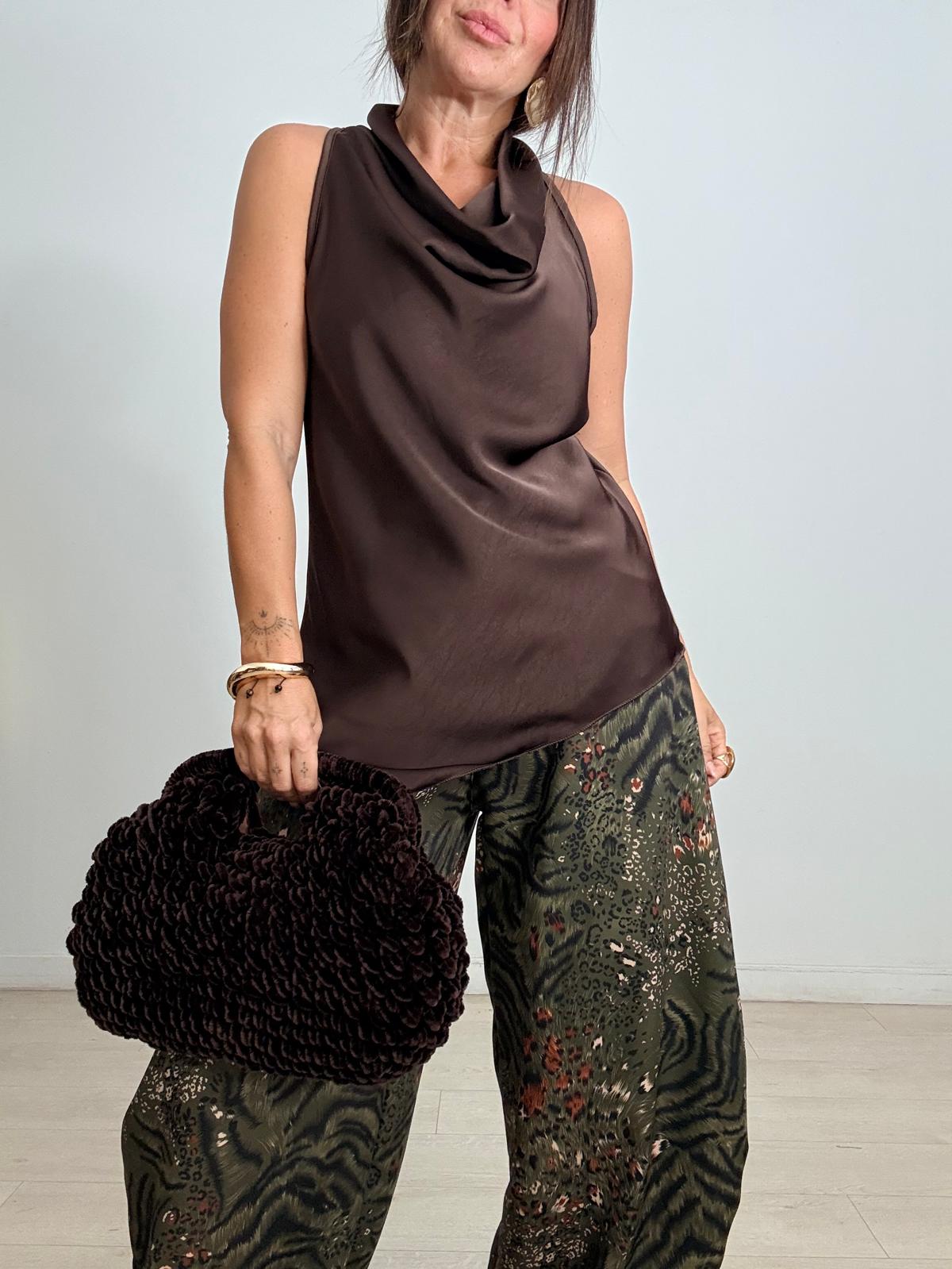 BLUSA SATÉN PICO