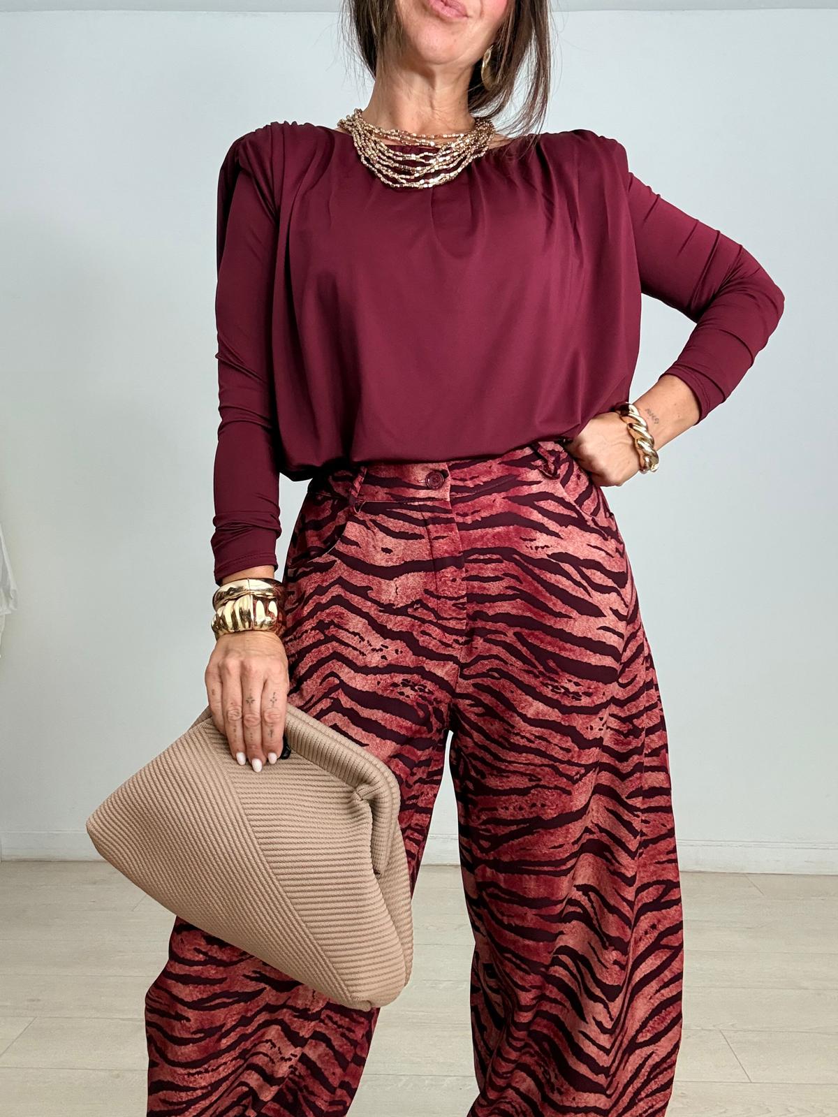 CAMISETA LICRA + HOMBRERAS