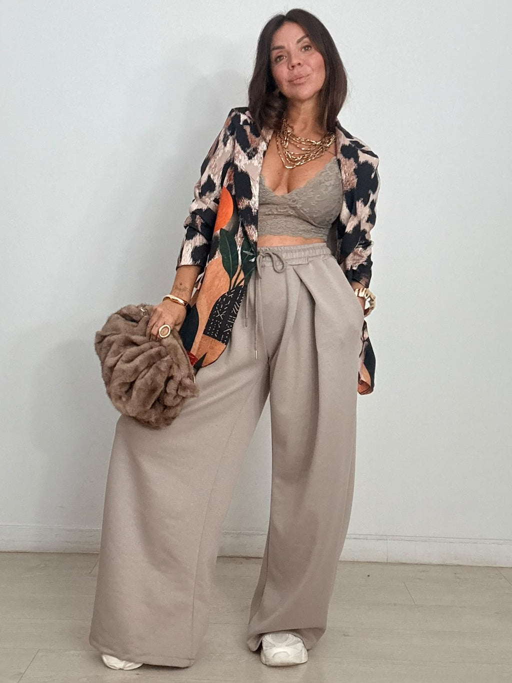 PANTALÓN JOGGER SUAVE PINZAS ELLE