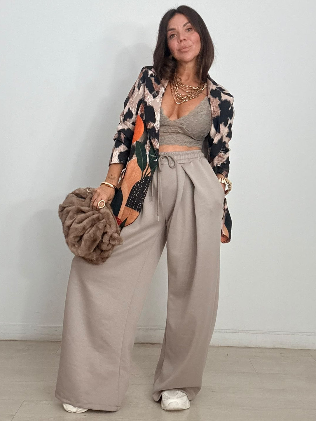 PANTALÓN JOGGER SUAVE PINZAS ELLE