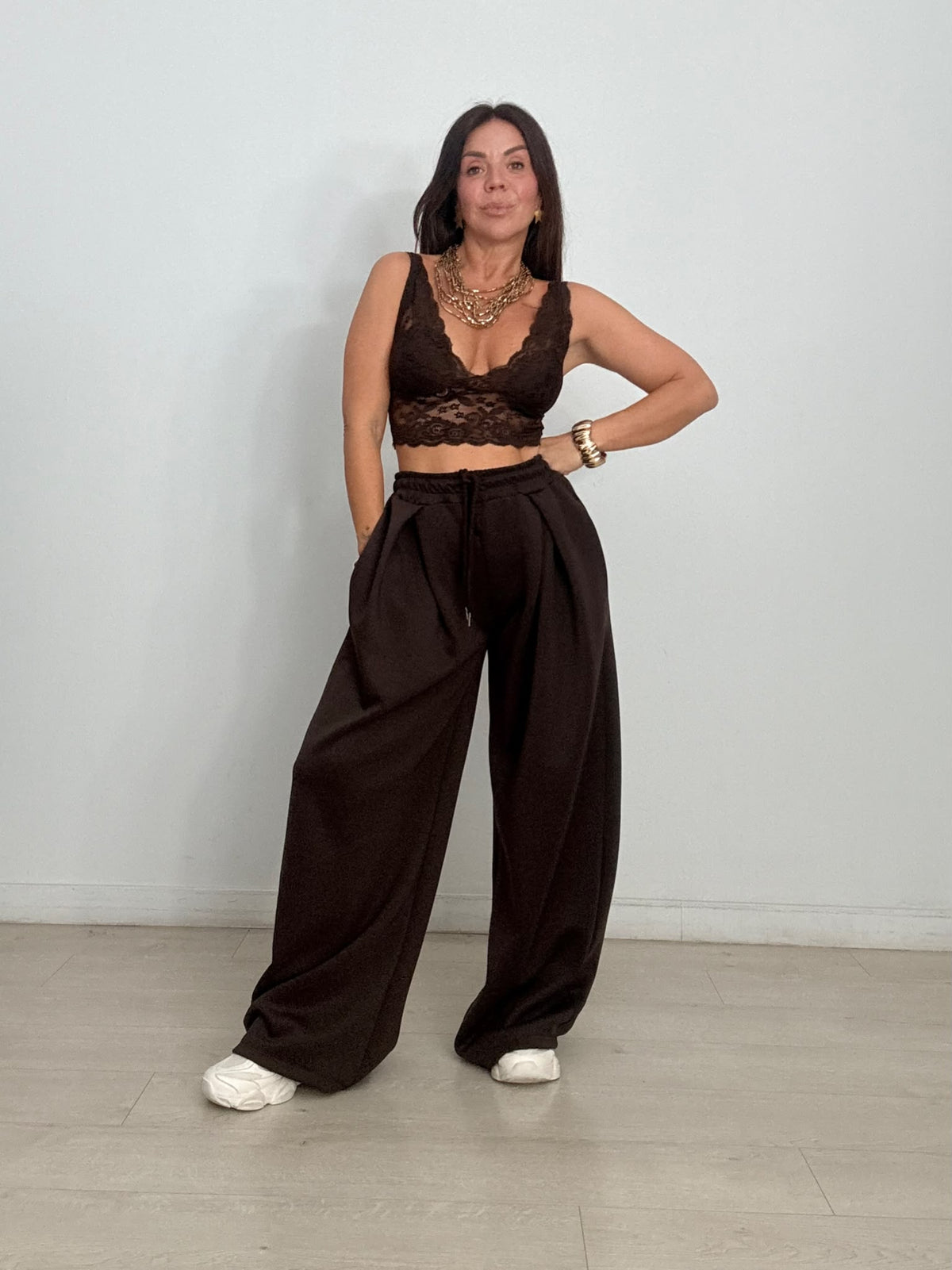 PANTALÓN JOGGER SUAVE PINZAS ELLE