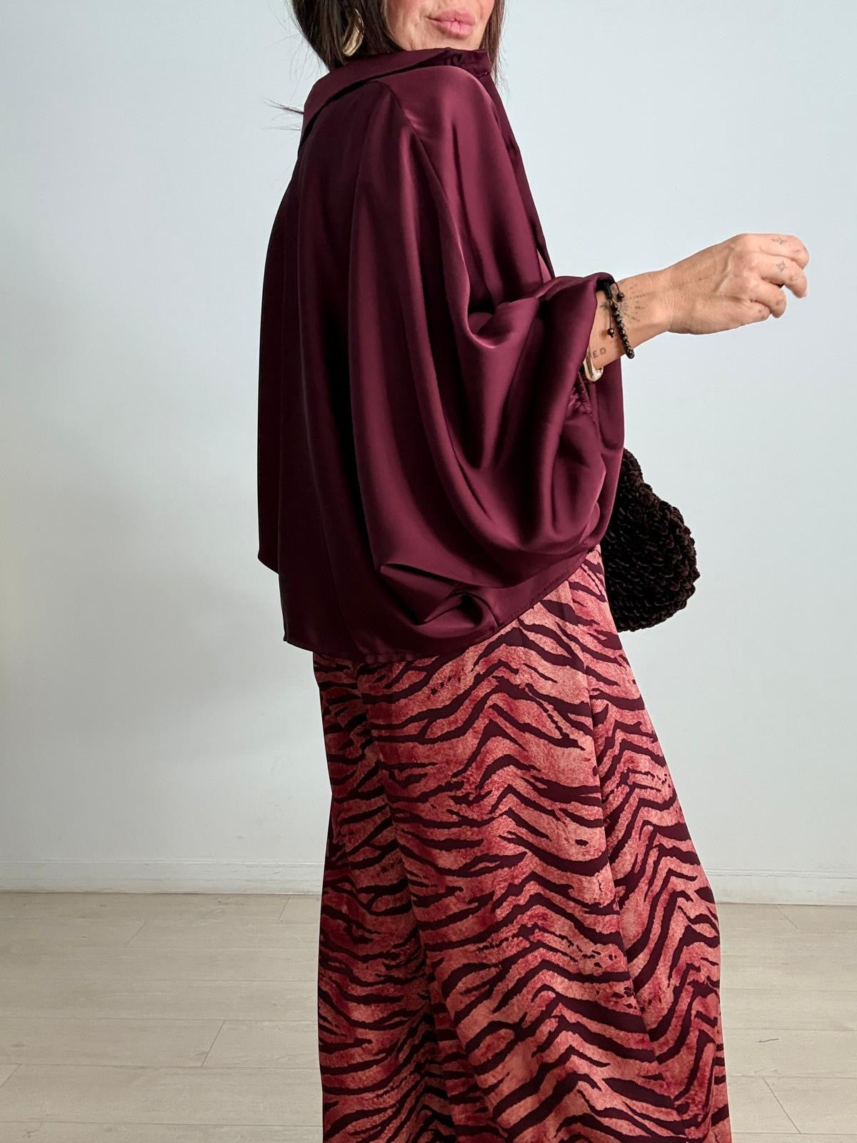 BLUSA OVERSIZE SATÉN