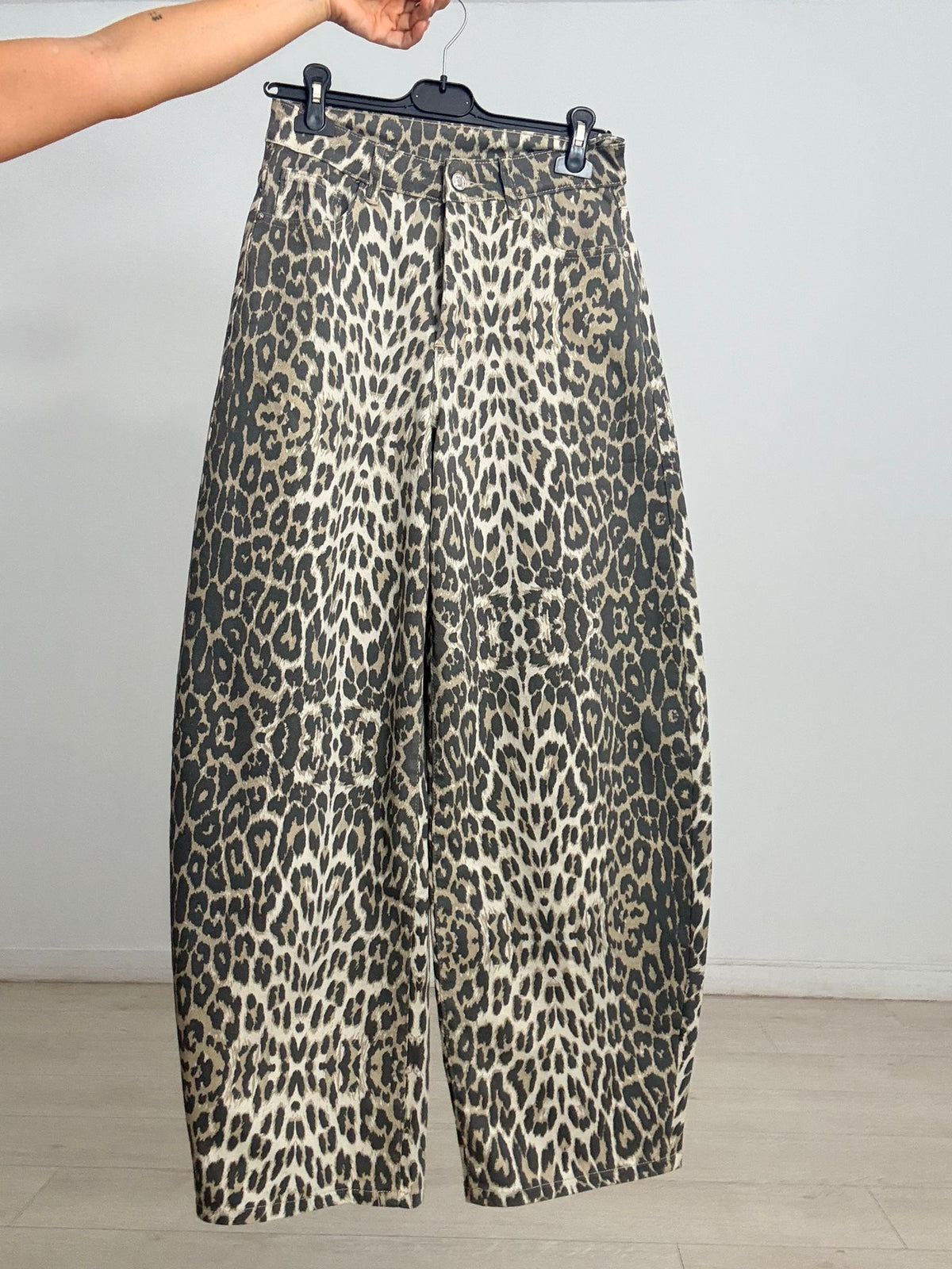 JEANS BALLOON LEOPARDO BEIGE/GRIS