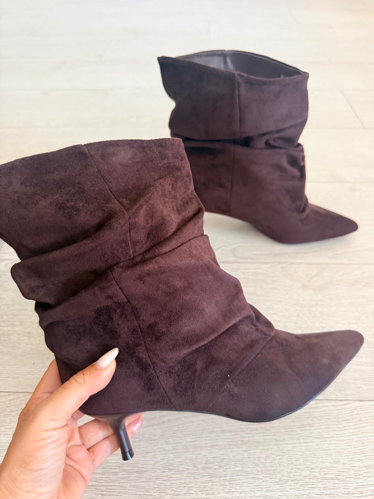 BOTIN ANTELINA FRUNCIDO