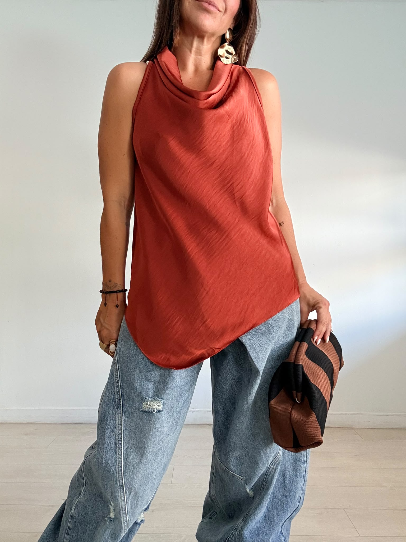 BLUSA SATEN PICO