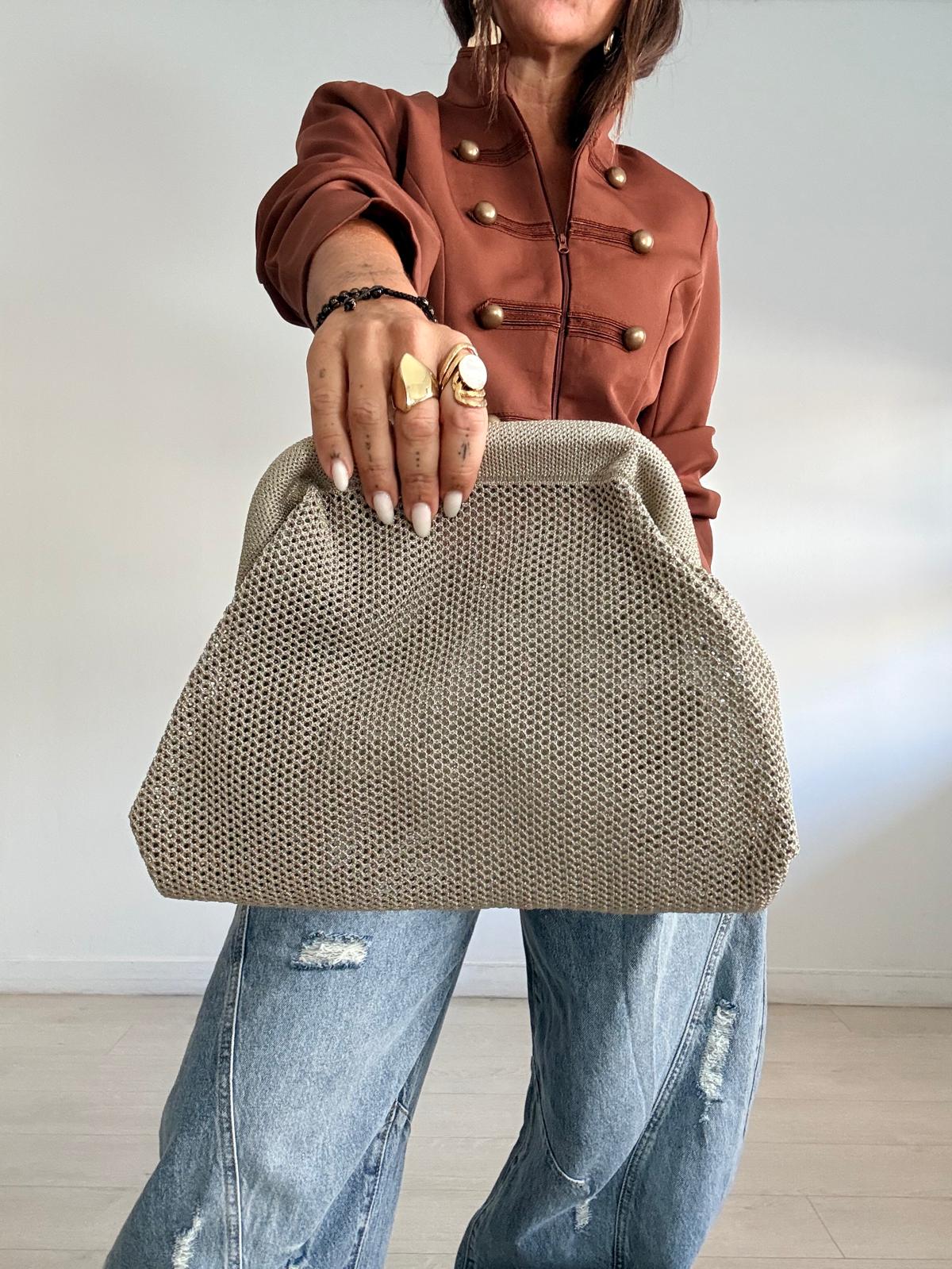 BOLSO CLUTCH BRILLO
