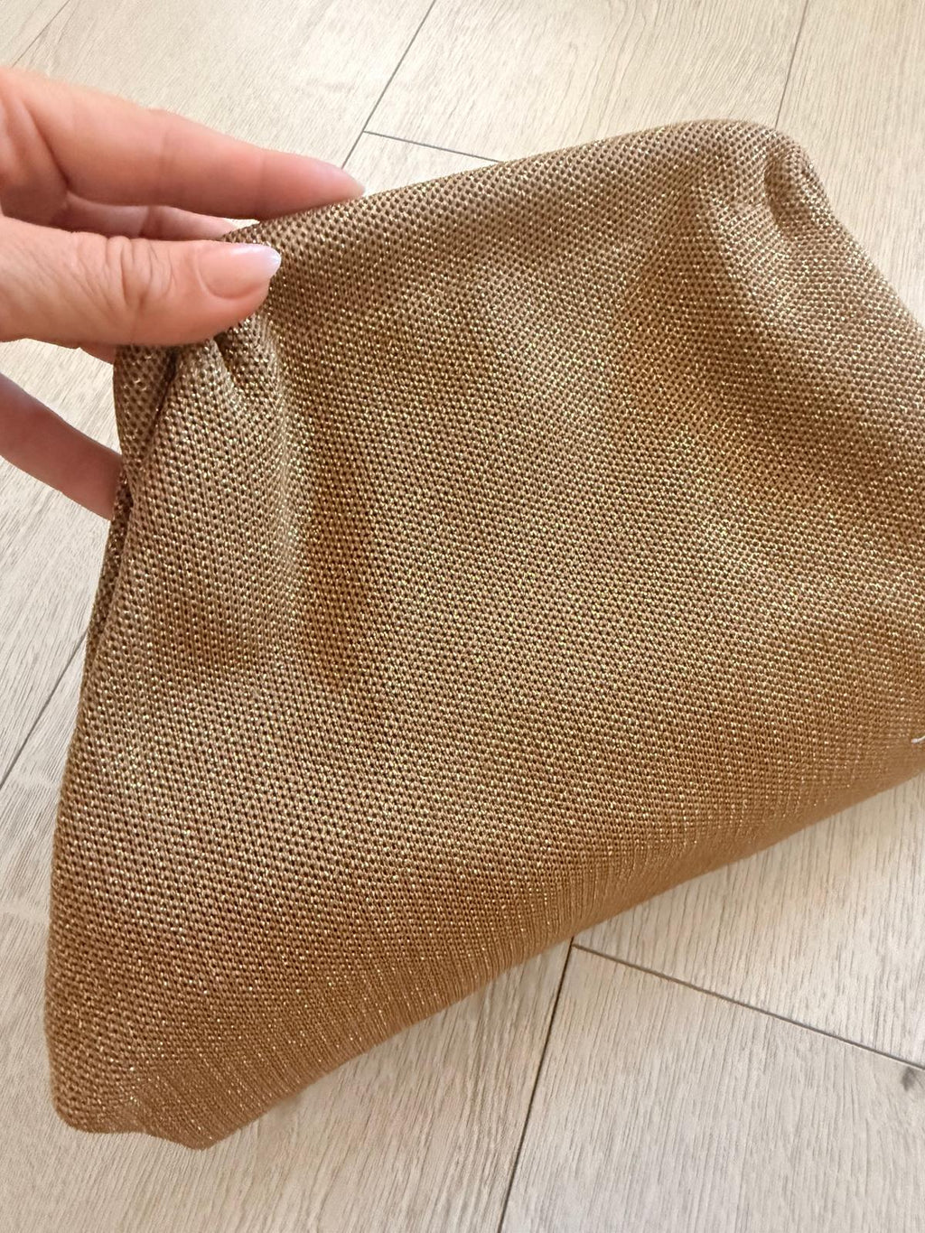 BOLSO CLUTCH GOLDEN BRILLO